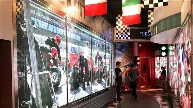 泰国大型购物中心各楼层布局,泰国的购物中心设计