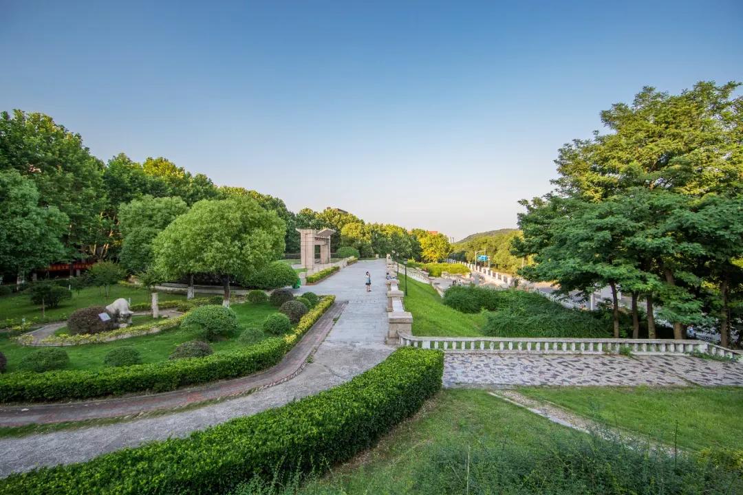 江苏省高校(五十五)三江学院