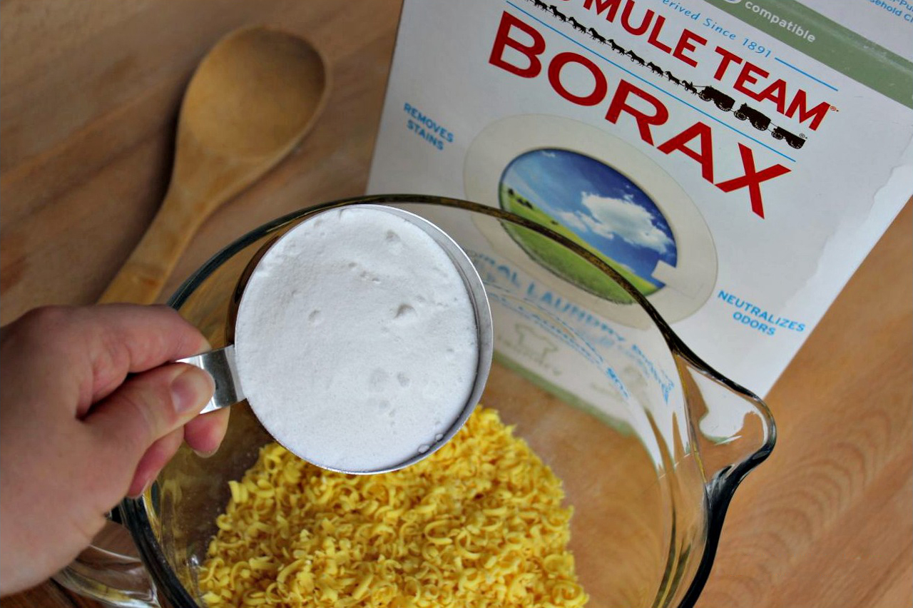 怎么样才能自己在家制作洗衣粉,自制洗衣粉用哪类碱