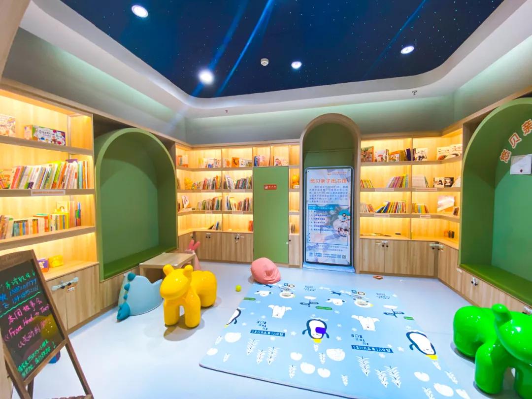 适合大孩子玩的亲子游泳,这家亲子游泳馆真的适合遛娃