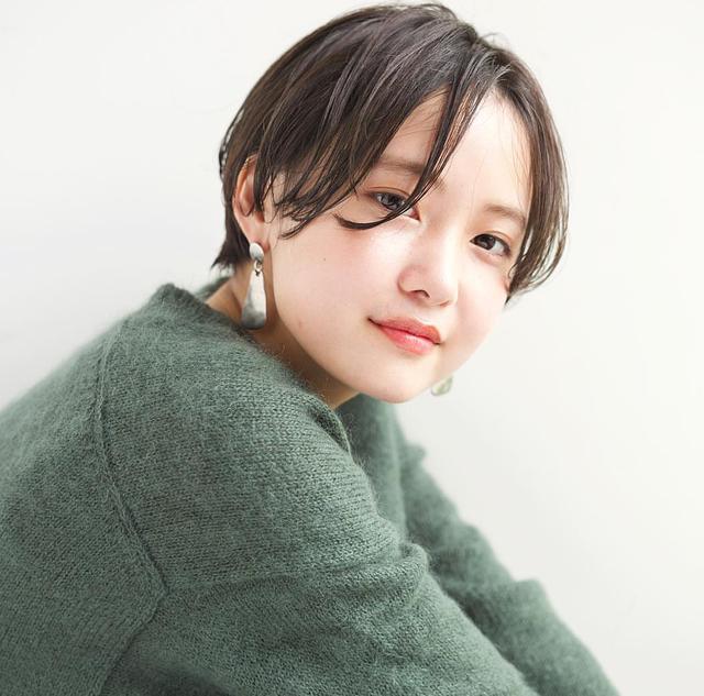 中分短发碎盖,中分碎短发怎么扎