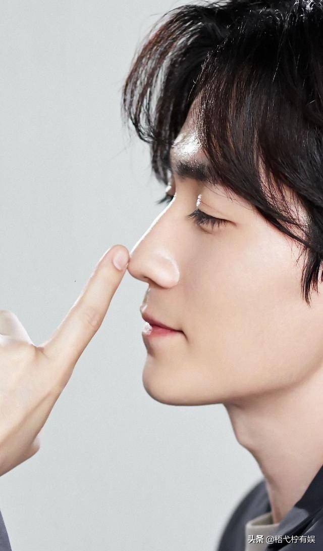 朱一龙获最受关注度演员,眉眼好看的男明星朱一龙