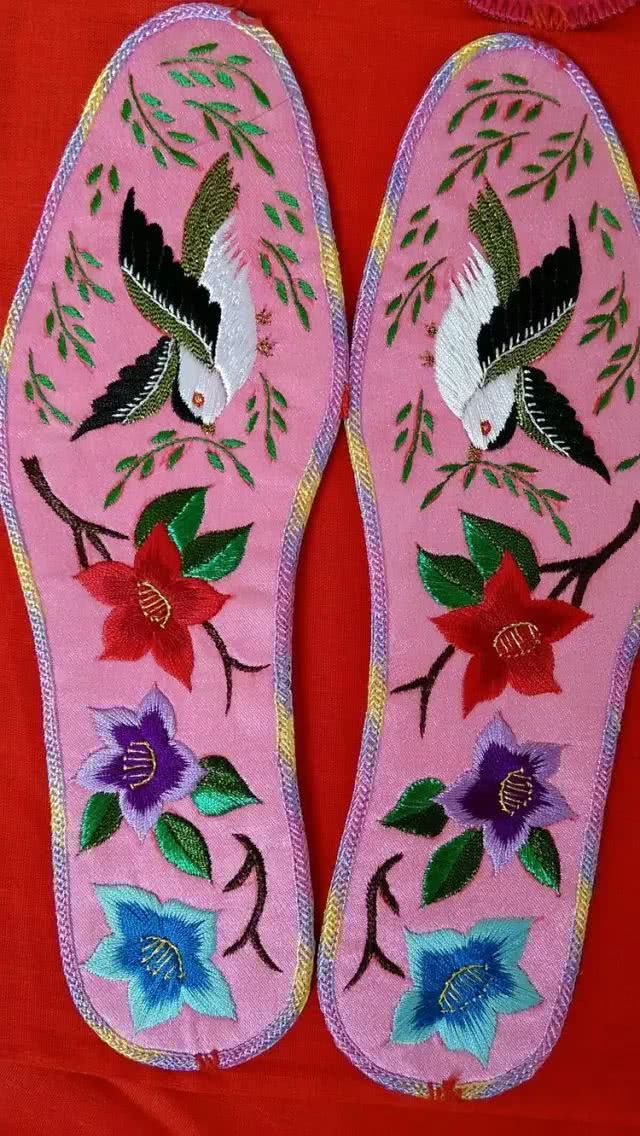 老式鞋垫60后的图案,46码刺绣鞋垫成品