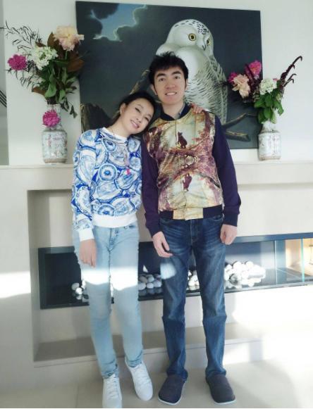 刘晓庆的四段婚姻与八段恋爱史,人生可以从头再来刘晓庆哪年出版