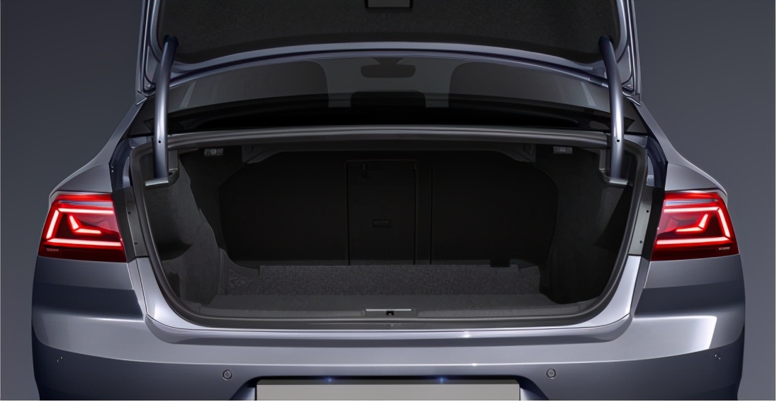 变速箱耐用稳定展示,最新款大众迈腾变速箱