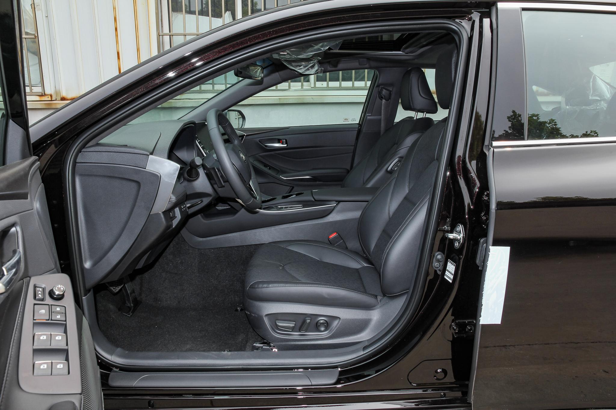 丰田亚洲龙这款车怎么样值得买吗,丰田亚洲龙轿车质量怎么样