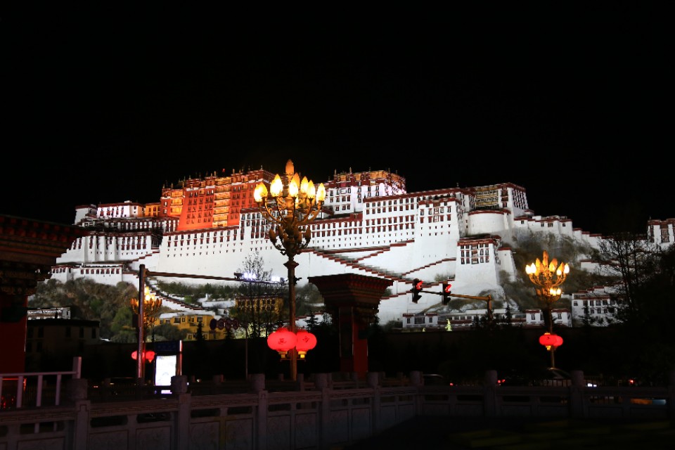 西藏旅游川进青出16天环线攻略,盘点西藏自驾游9条经典线路