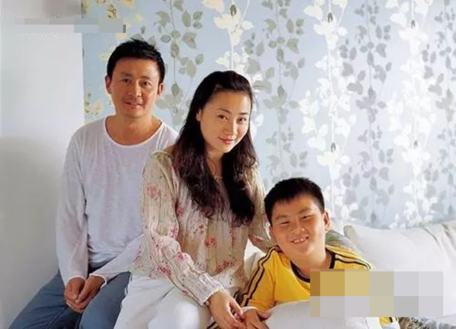 邢岷山张嘉译完整版,张嘉译张子健邢岷山是一个班的吗