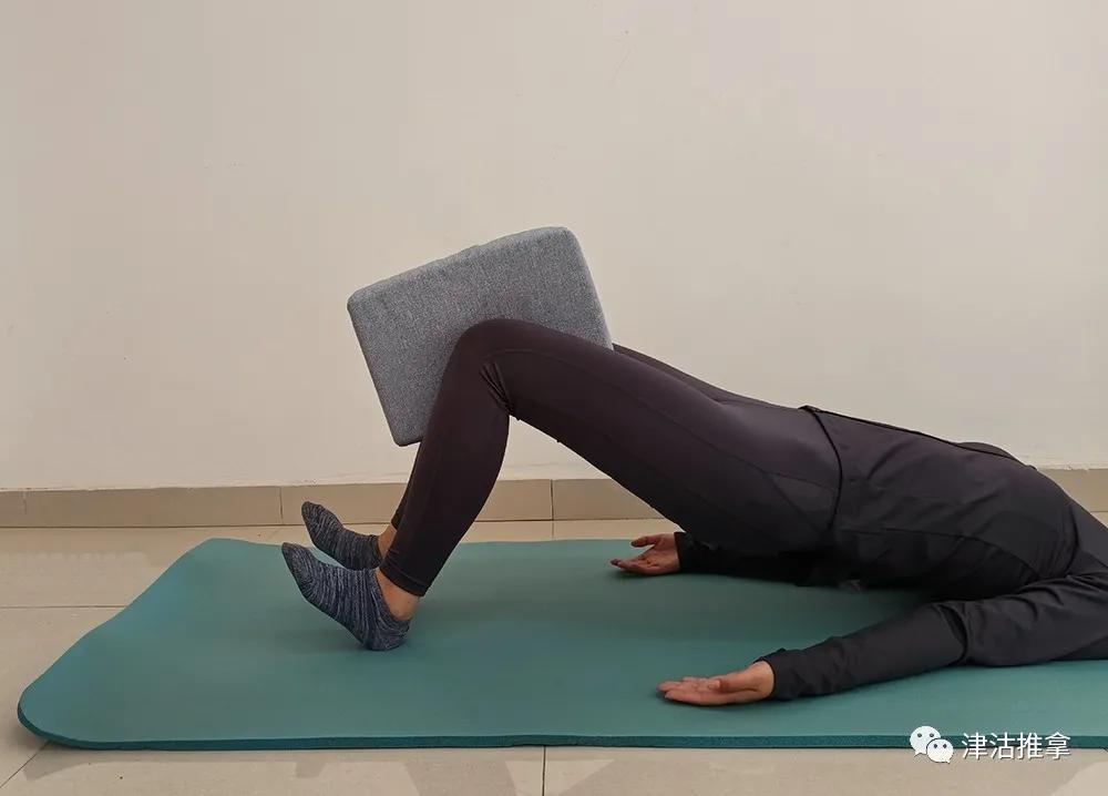 腿不直最有效的动作,腿不直可以试试这个动作纠正腿型