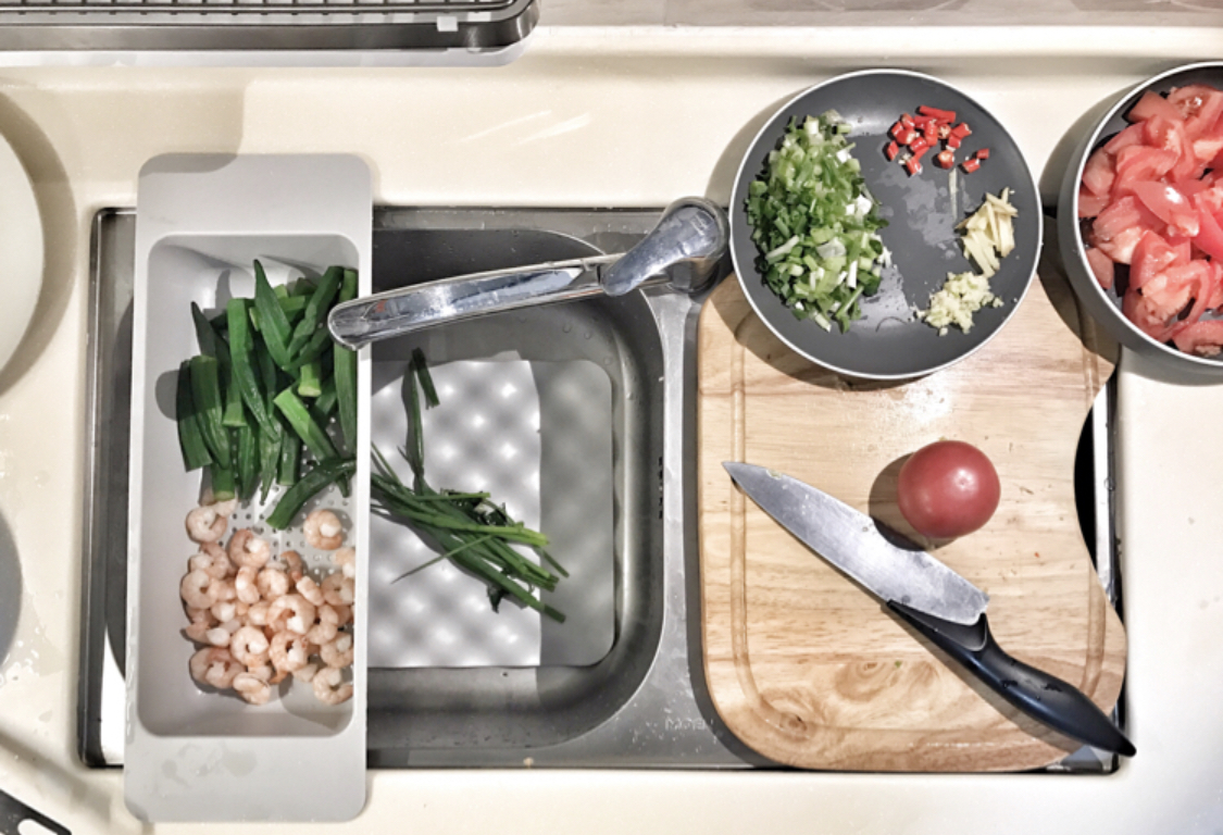 装修水槽这里还能装些什么,水槽底下怎么样才能既美观又实用