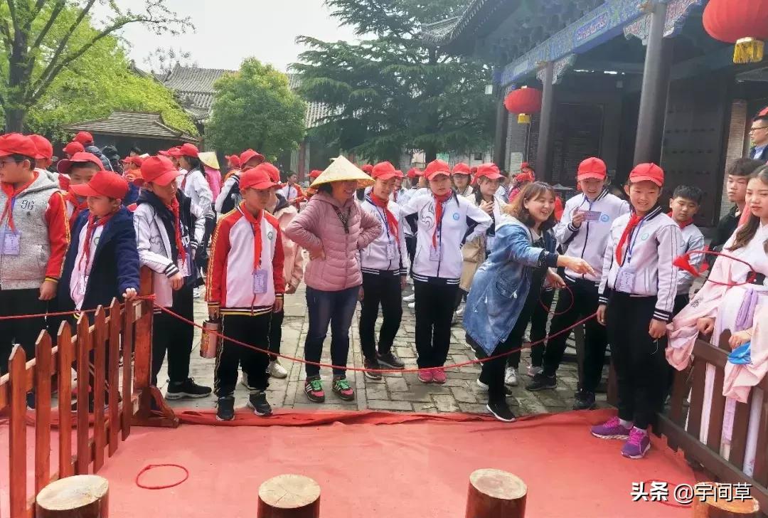 研学好时节不负好时光,和老同学一起旅游台儿庄古城