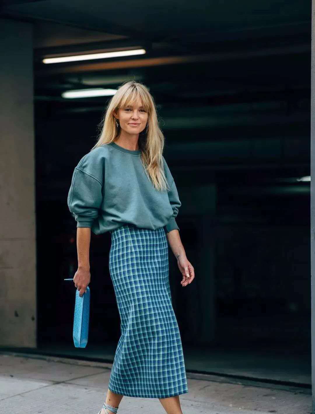 春夏都可以穿的卫衣推荐,品牌卫衣女款什么牌子质量好