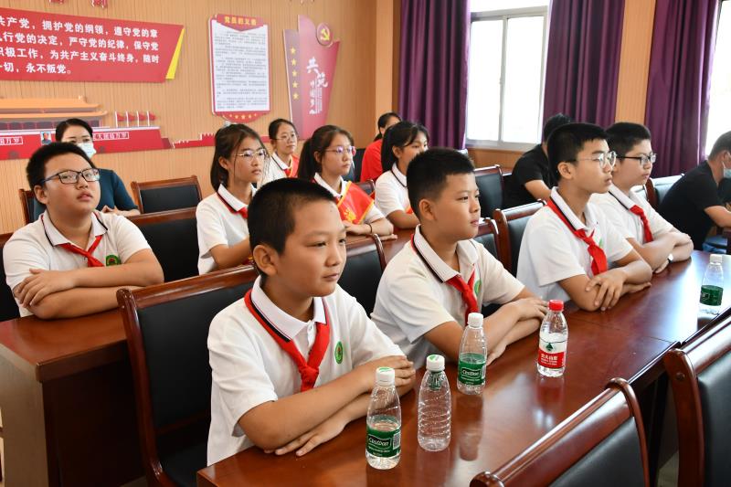 家校社协同育人中的家委会建设,四年级家校共育共促成长家长会