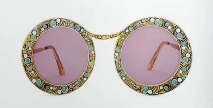 眼镜的百年发展史,一图看懂眼镜发展史