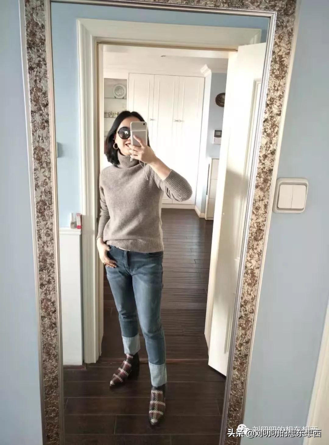 春季套头超薄羊绒衫搭配,夹克式羊绒外套怎么搭配