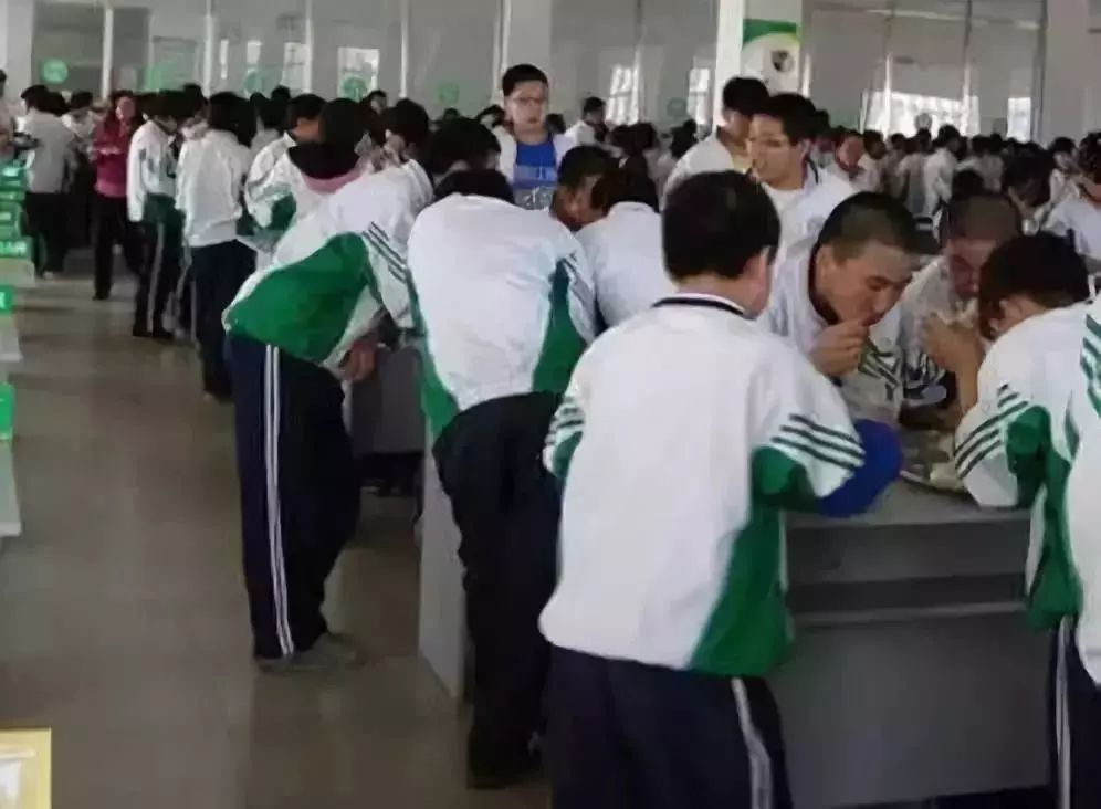 高三生活真实感受,看哭你的高三最真实的一天