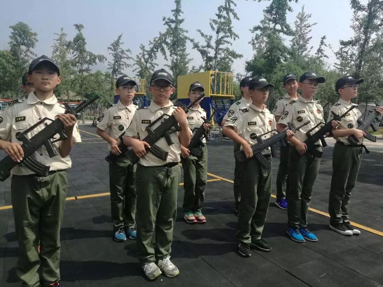 小硬汉青少年军事夏令营,军事夏令营军事五项教案