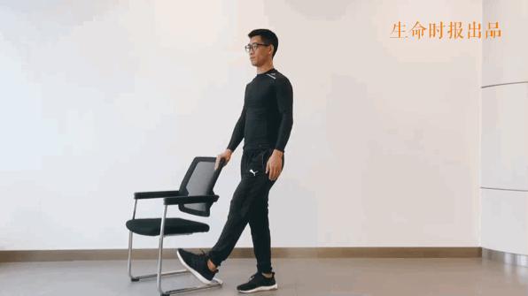 一个动作锻炼颈肩腰腿轻松全身,肩颈腰腿疼痛康复操