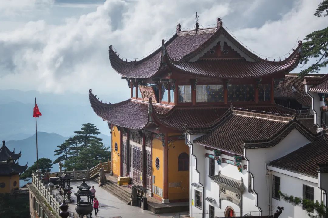 我国四大名山九华山,四大佛教名山哪个风景最美
