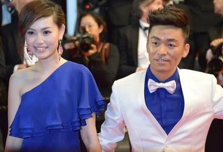 马蓉晒照被吐槽,马蓉被批指不雅直播