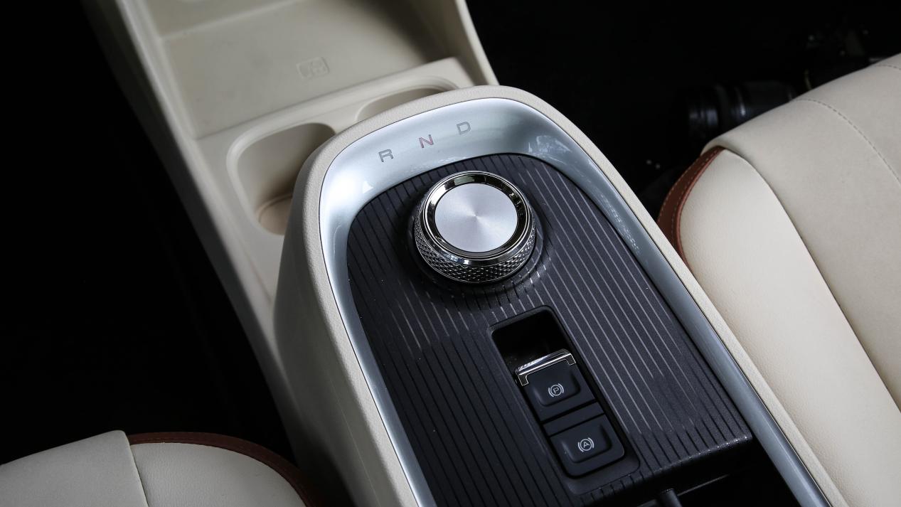 欧拉好猫2022款500公里豪华型试驾,不比合资车差带你体验欧拉好猫