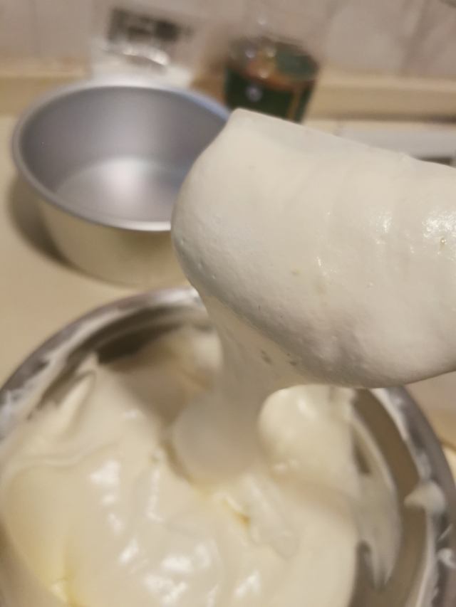 六寸戚风蛋糕配方,六寸戚风蛋糕塌陷原因