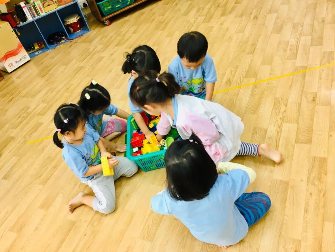 自闭症被幼儿园劝退,幼儿园有权利劝退自闭症儿童吗