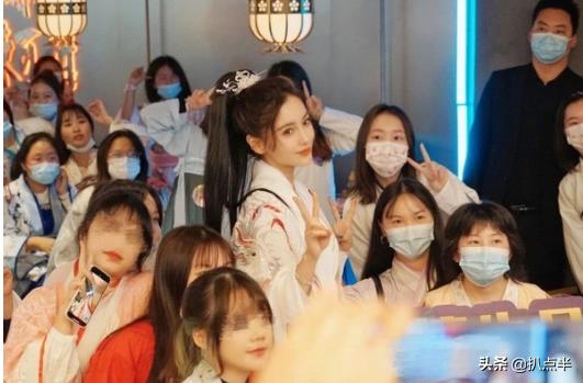 黄晓明的心酸往事,黄晓明的心酸经历