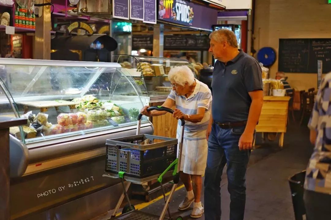 这个南半球最大的生鲜市场，成为了吸引世界游人的另类景点