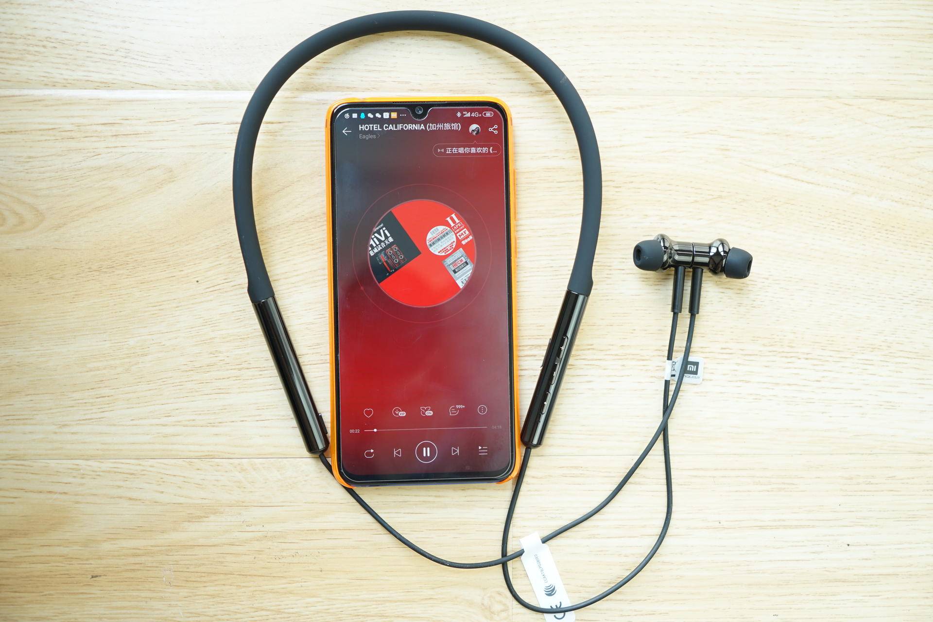 小米降噪项圈对比华为freelace,小米蓝牙降噪项圈耳机使用方法