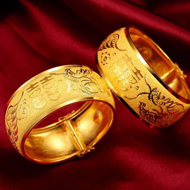 黄金圆棍手镯和扁平手镯优缺点,黄金手镯怎么选才好看