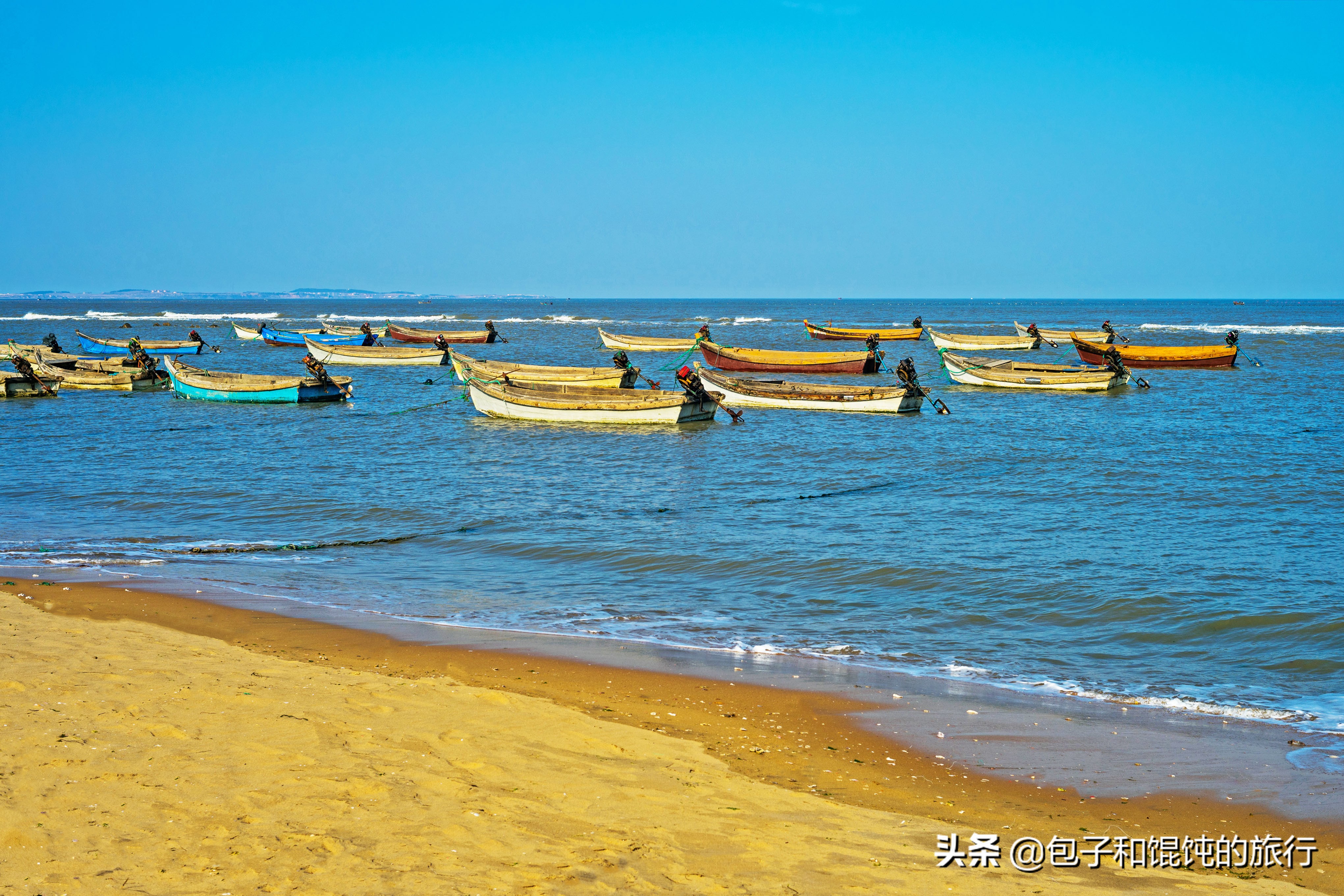 威海旅游红绿灯,威海市十字路口红绿灯通行方法