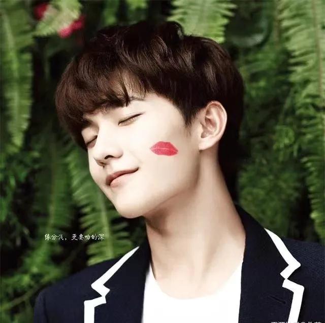 最近男明星代言护肤品,明星代言化妆品为什么不抹脸上