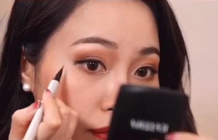 30个化妆小技巧视频教程,30个变漂亮的方法