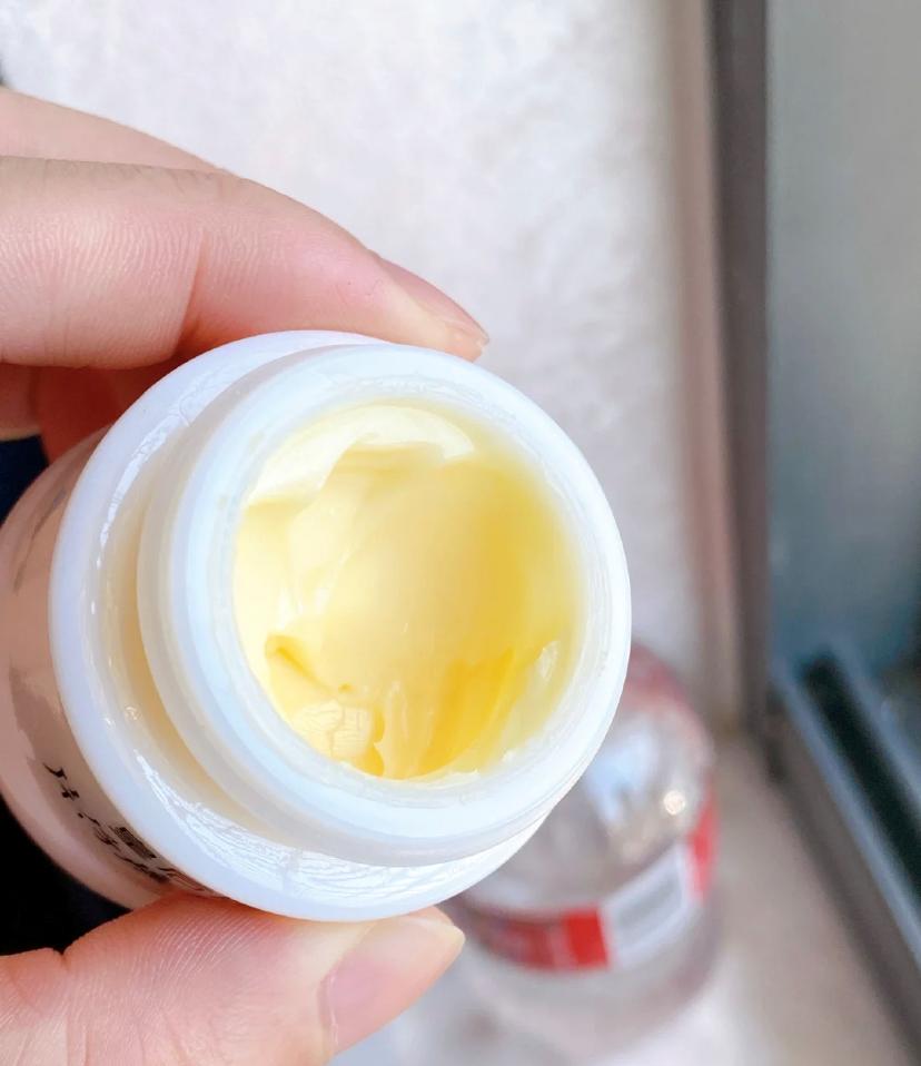 干性皮肤补水保湿效果好的护肤品,秋冬皮肤干燥平价护肤品推荐