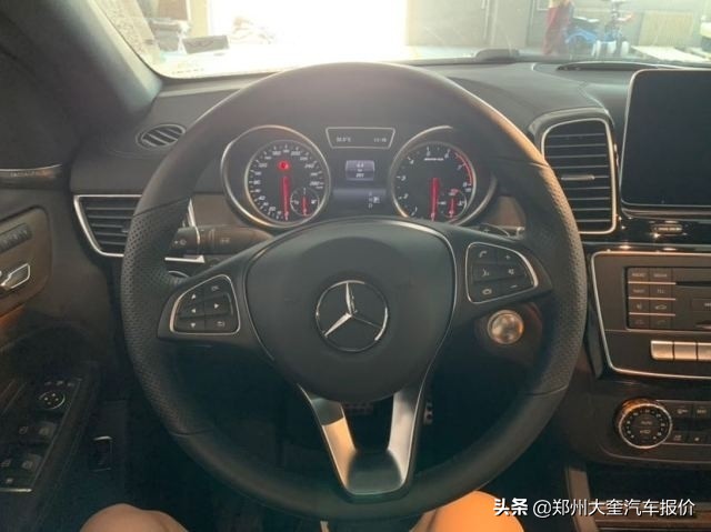 19款奔驰gle43coupe,19奔驰gle43