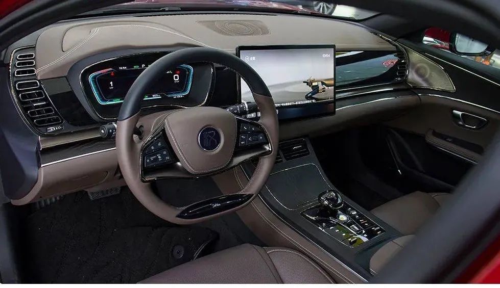 比亚迪王传福的优缺点,王传福爱国情怀