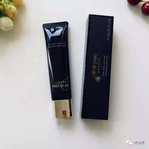 夏日妆容精致不脱妆,打造夏日不脱妆的妆容秘诀