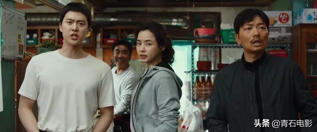 同一个剧本翻拍对比,一个剧本拍两次