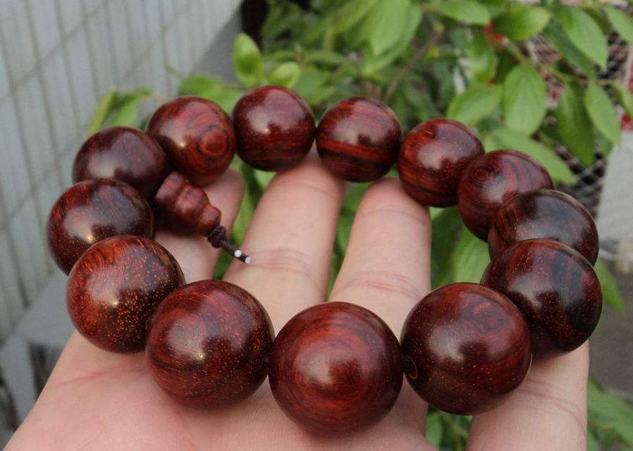 小叶紫檀开裂用什么补救,小叶紫檀开裂的原因