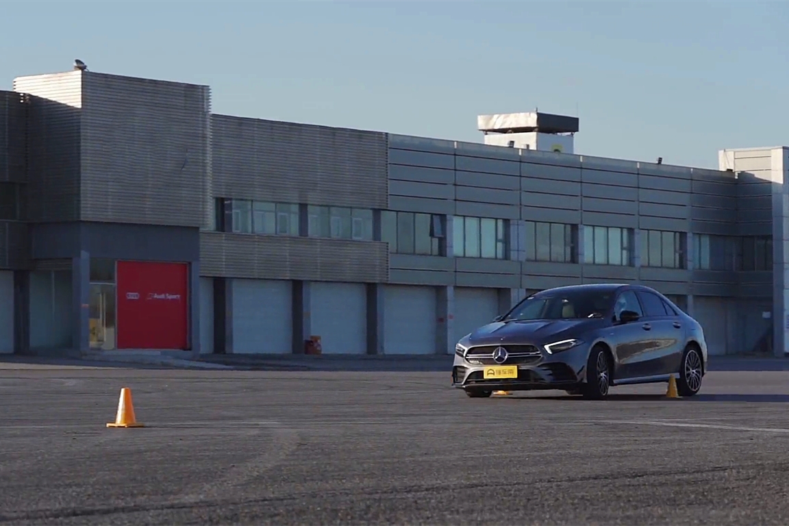 沉浸式体验奔驰amga35l,没有灵魂的学习机器