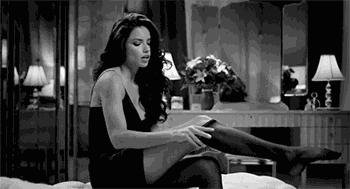 肖战采访直言喜欢美腿，景甜推荐的显瘦好穿打*裤底**在冬天是刚需