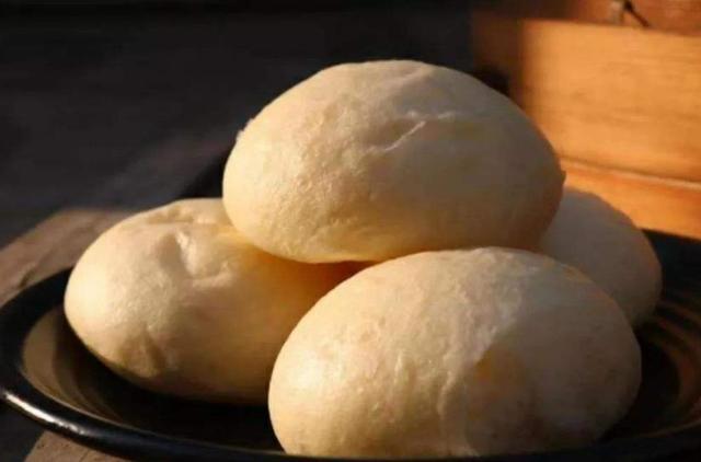 没有酵母粉如何发酵面团,没有酵母面粉怎样发酵最快