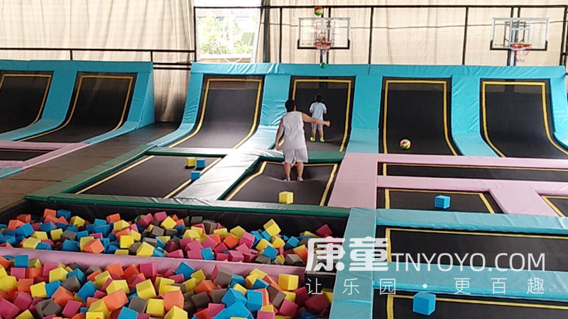 加盟蹦床公园多少钱,蹦床公园加盟投资多少钱