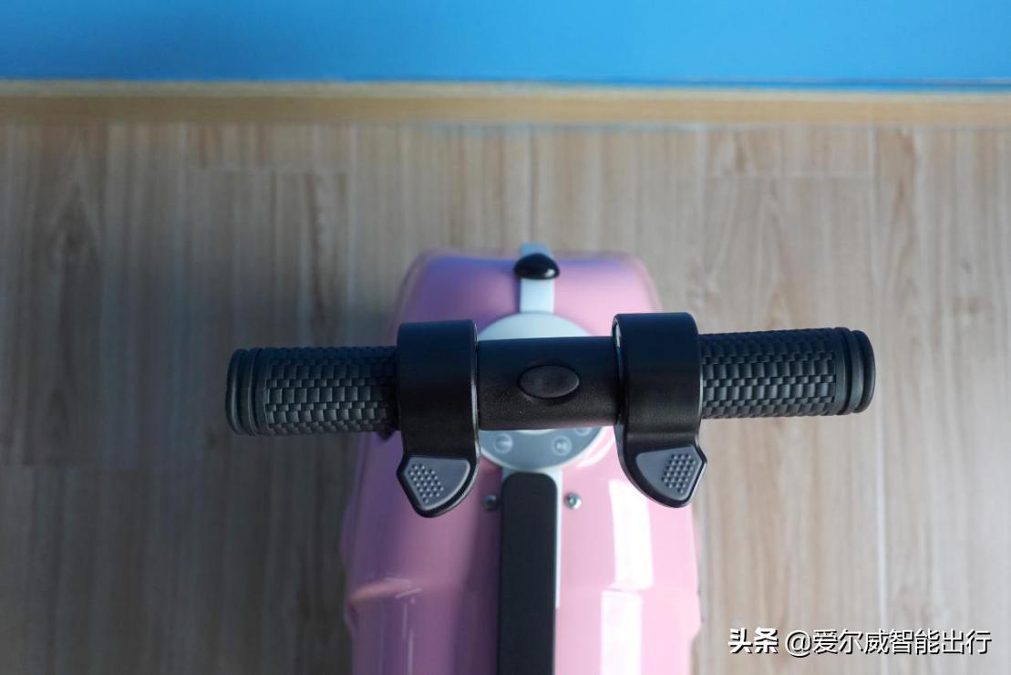 和“汪星人”去旅行,爱尔威儿童骑行箱SQ3粉色版测评