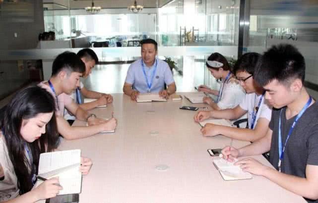 和领导借钱的正确开口方法,老实人拒绝别人的方法