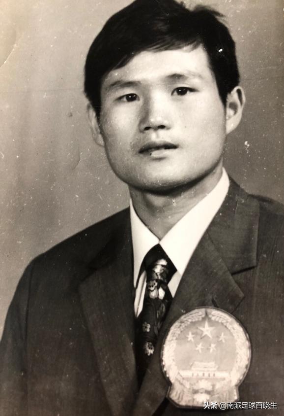 闄堜害鏄庝緺瀹㈣鐓х墖,渚犲琛岄檲浜︽槑涓撹