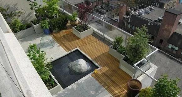 小区楼顶属于顶楼还是公共平台,楼顶算不算业主公用面积