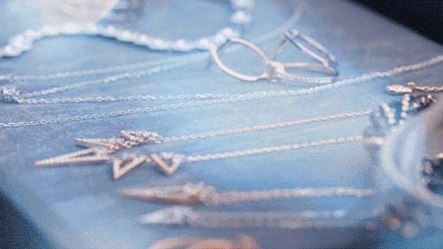 施华洛世奇水晶和玻璃的区别,施华洛世奇人造水晶价值