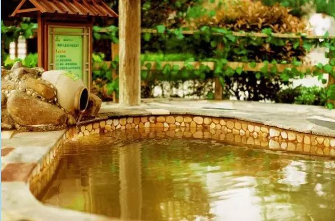 河南能泡温泉的旅游景点,河南哪里有泡温泉喝茶休闲的